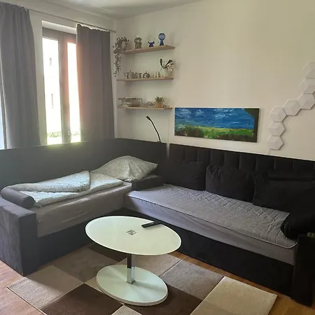 Trendige Stadtwohnung, Historisches Haus Mit Terrasse Und Garten 아파트